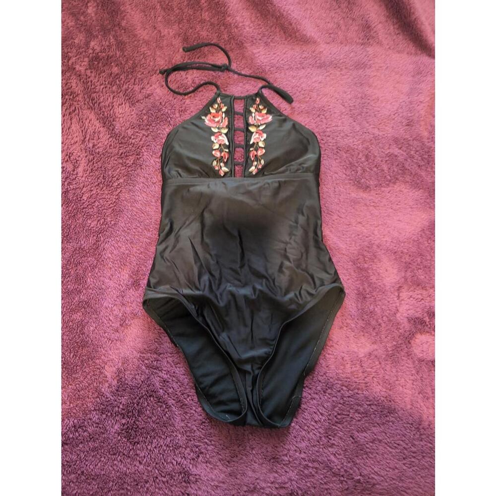 Small black One Piece Swimsuit